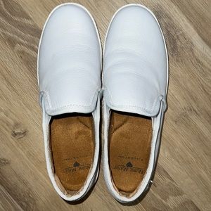 Nurse mate leather shoes